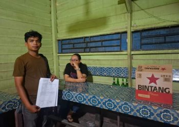 Sat Resnarkoba Polres Kuantan Singingi Gelar Razia Di Wilayah Kecamatan Singingi Amankan Puluhan Botol Miras