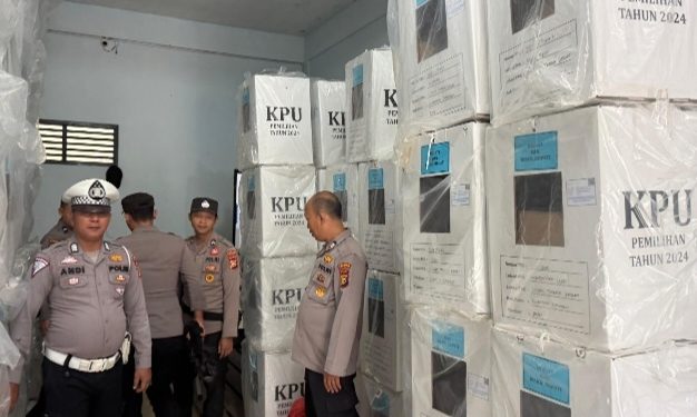 Polres Kuansing Amankan Gudang Logistik KPU Dalam Rangka Operasi Mantap Praja Lancang Kuning 2024